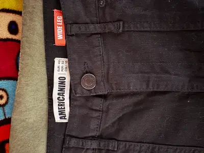 Pantalon cargo negro Americanno wide leg - miniatura 2