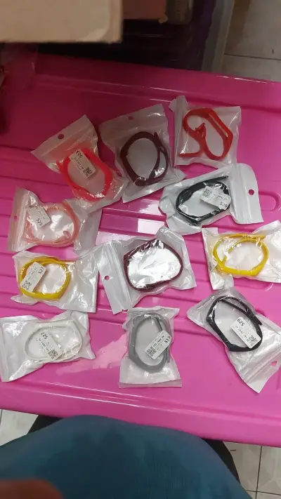 Correas de silicona para relojes inteligentes - miniatura 1