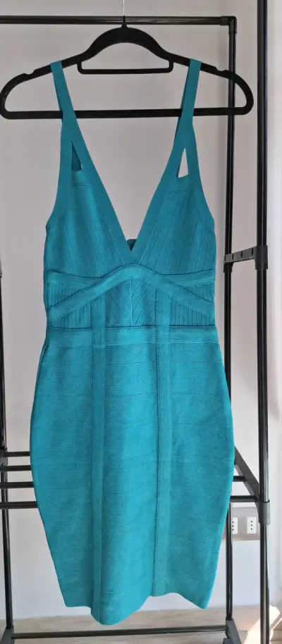 Vestido ajustado turquesa Guess con cierre dorado - miniatura 1
