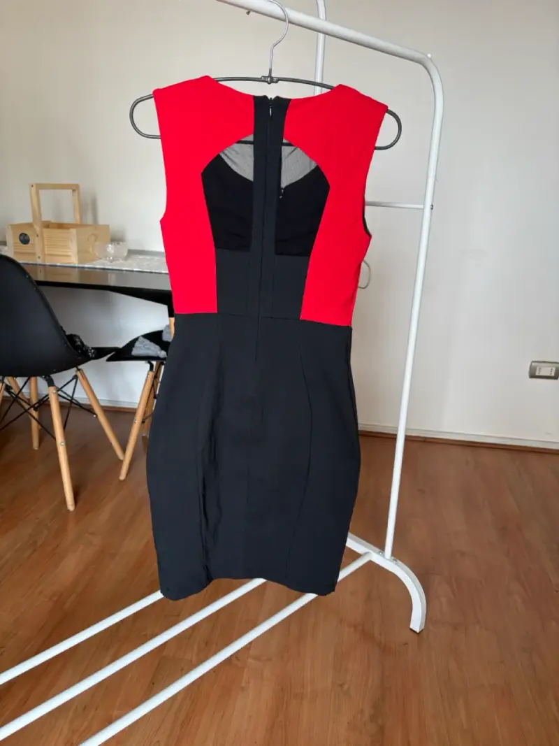 Vestido Fratelli rojo y negro elegante - 2