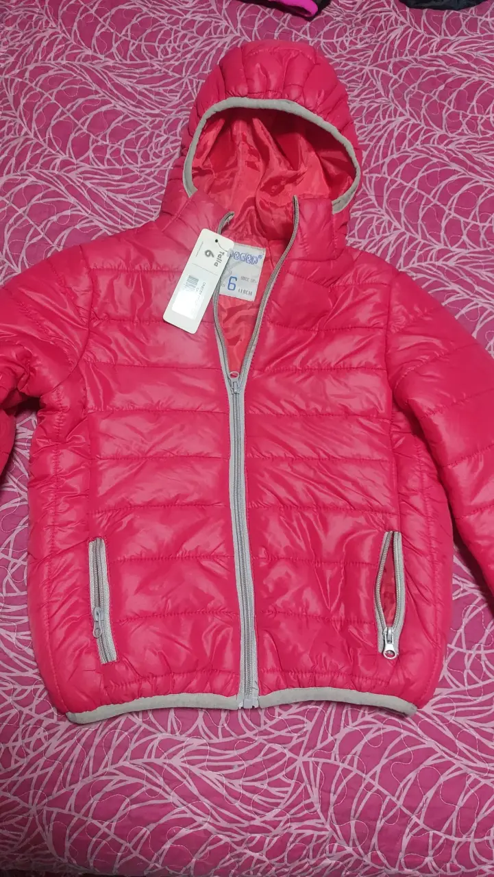 Chaqueta acolchada para niña con capucha - 5
