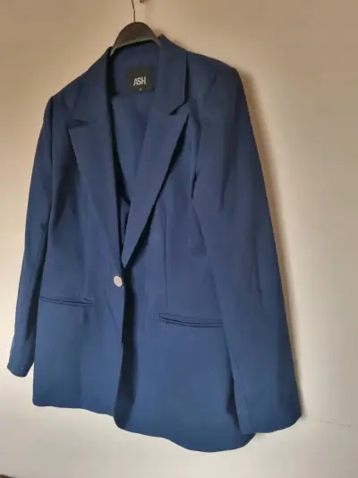 Blazer azul marino para mujer marca ASH - miniatura 3