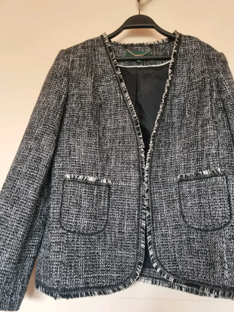 Chaqueta de tweed negra con bolsillos - 5