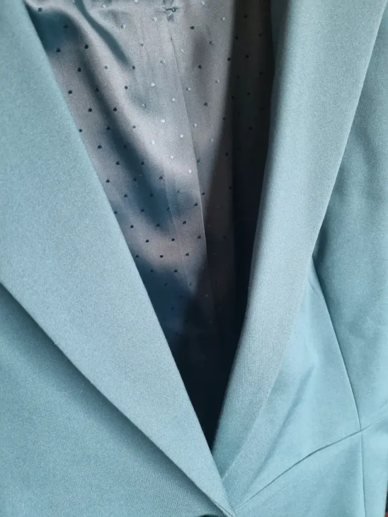 Blazer veede l para mujer con diseño elegante