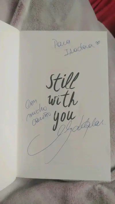 Libro 'Still With You' de Lily Del Pilar - miniatura 2