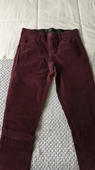 Pantalones de pana burdeos para mujer - miniatura 1
