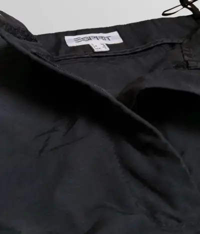 Chaqueta Rompevientos Rosada Nike para Mujer - miniatura 2