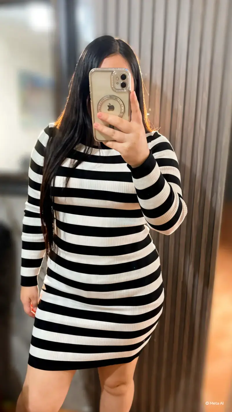 Vestido ajustado de rayas blanco y negro - 2