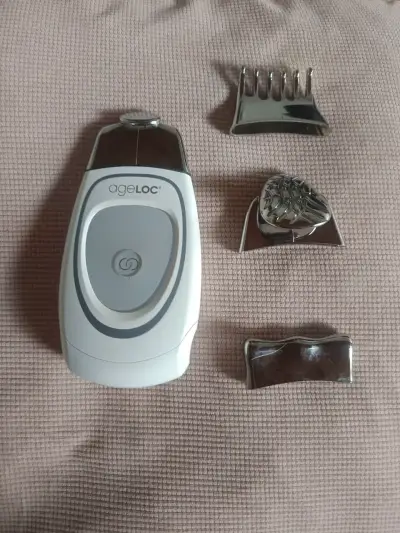 Dispositivo de cuidado facial ageLOC con accesorios - miniatura 1