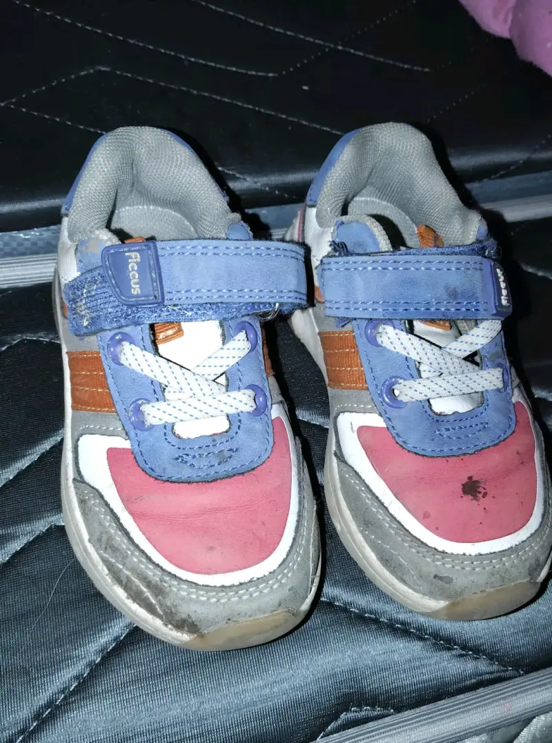 Lote de zapatillas deportivas para niños - 4