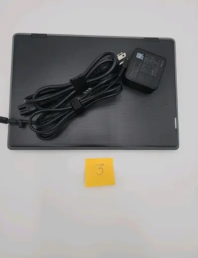 Notebook ASUS Br1100 con cargador en buen estado - miniatura 4