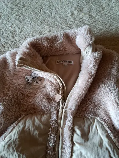Chaqueta de peluche para niña Limonada - miniatura 2