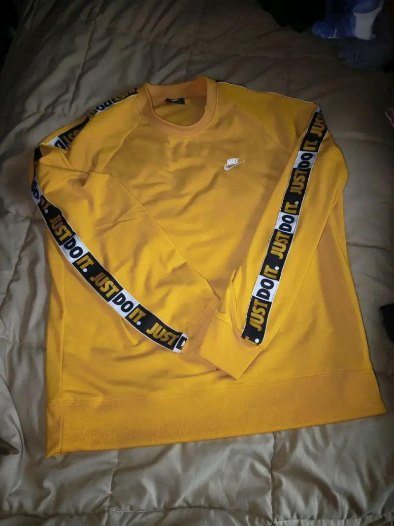 Polerón Nike amarillo mostaza 'Just Do It' - 2