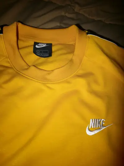 Polerón Nike amarillo mostaza 'Just Do It' - miniatura 3