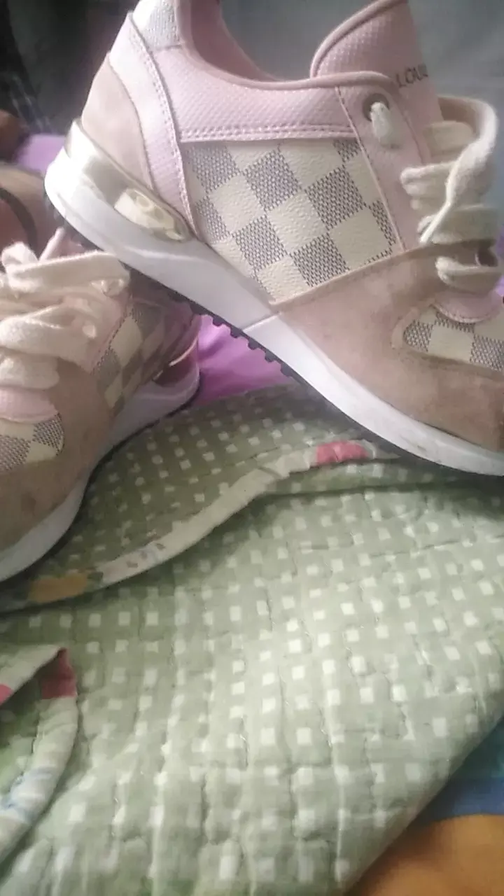 Zapatillas deportivas de mujer con diseño a cuadros - 3