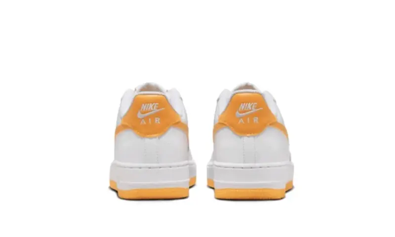 Zapatillas Nike Air Force 1 Blancas y amarillas - 2