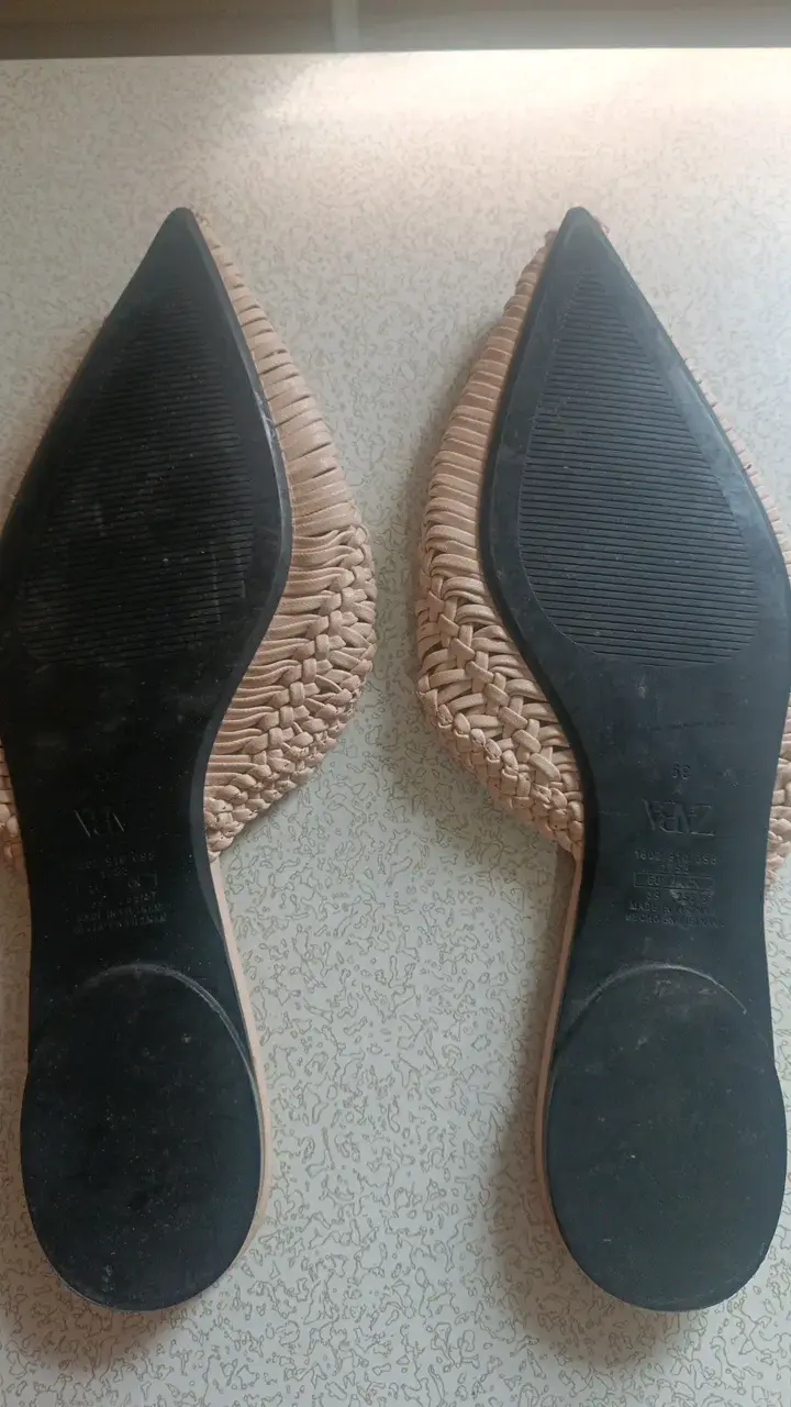 Sandalias planas tejidas beige Zara talla 39 - 2