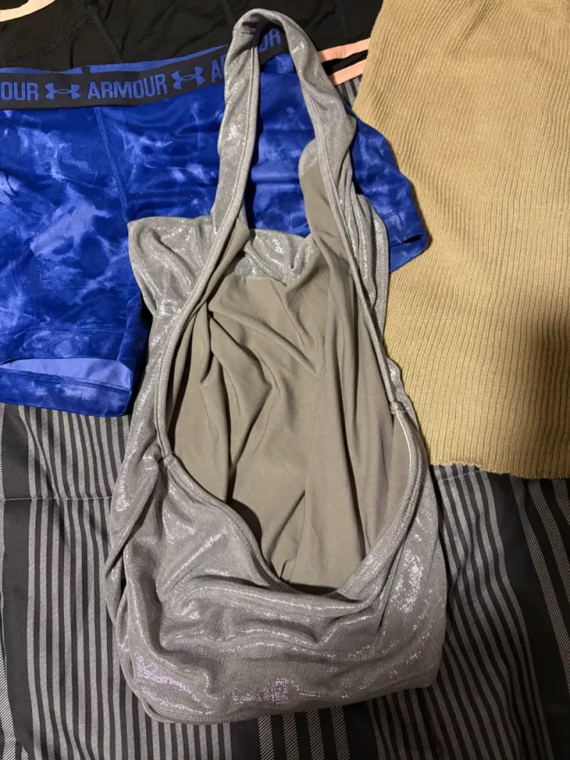 Lote de ropa deportiva y casual para mujer - 2