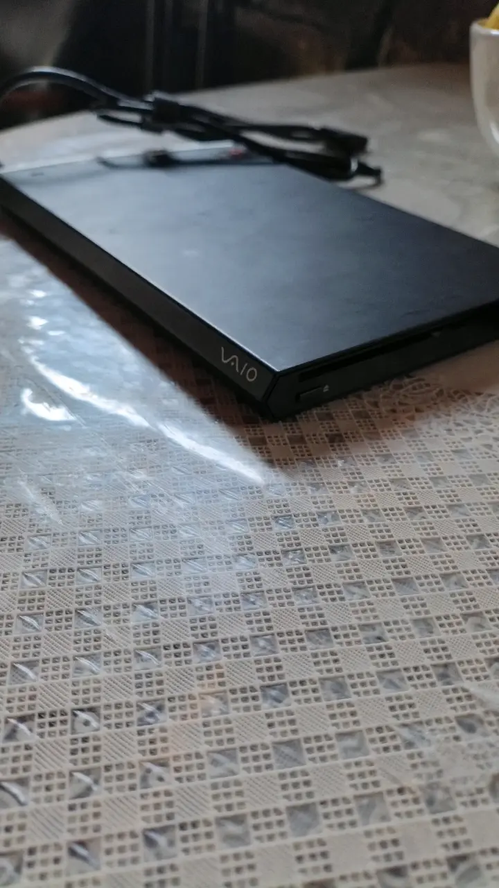 Unidad externa de DVD Sony Vaio con cable - 2