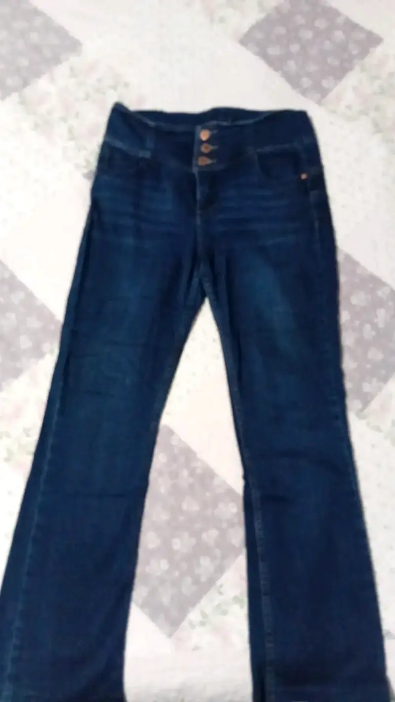 Jeans de mezclilla azul para mujer en buen estado - 5