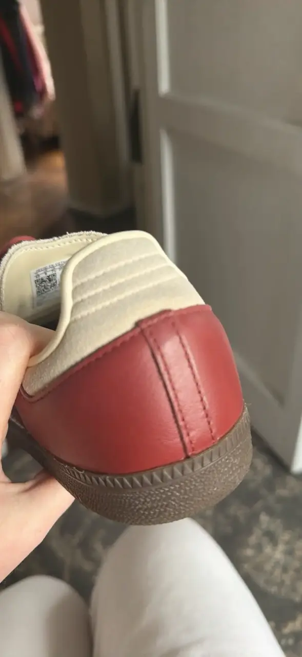Zapatillas deportivas rojas Adidas clásicas - 6