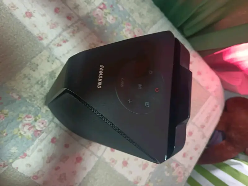 Parlante Samsung con sonido potente - 3