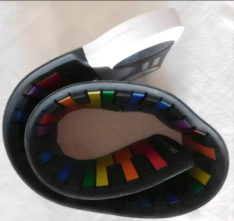 Piano enrollable portátil con teclas de colores - 2