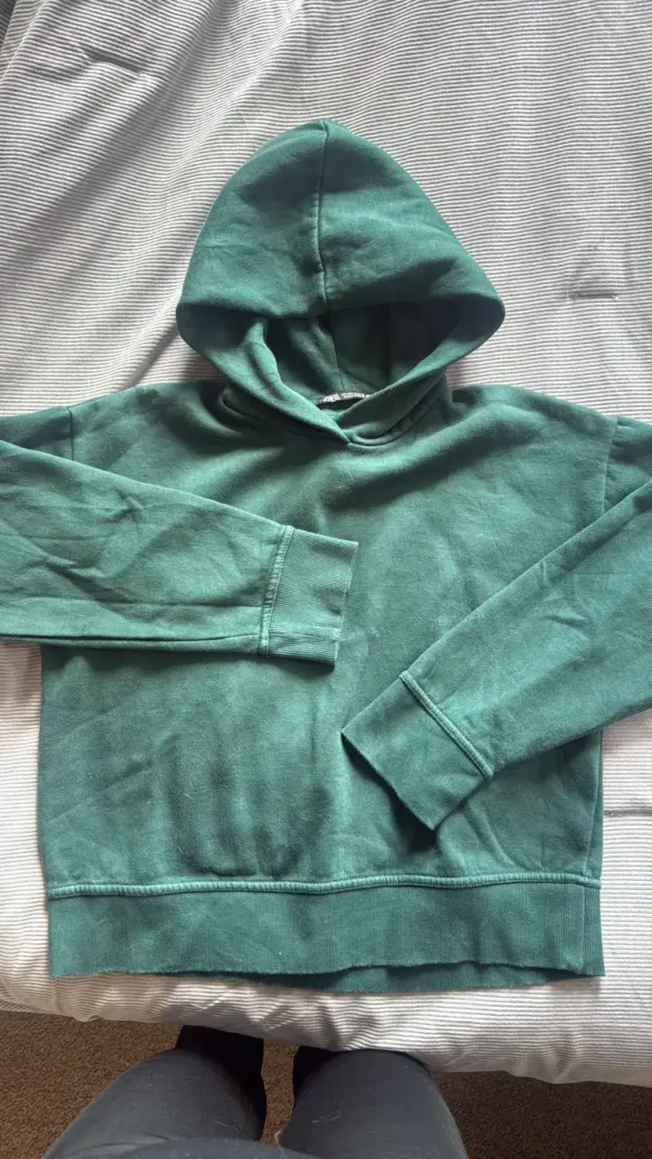 Polerón verde con capucha Zara para mujer - 2