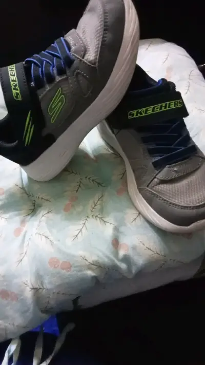 Zapatillas deportivas Skechers grises para niños - miniatura 1