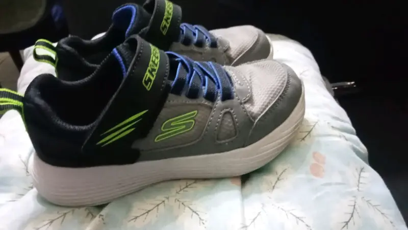 Zapatillas deportivas Skechers grises para niños - 2
