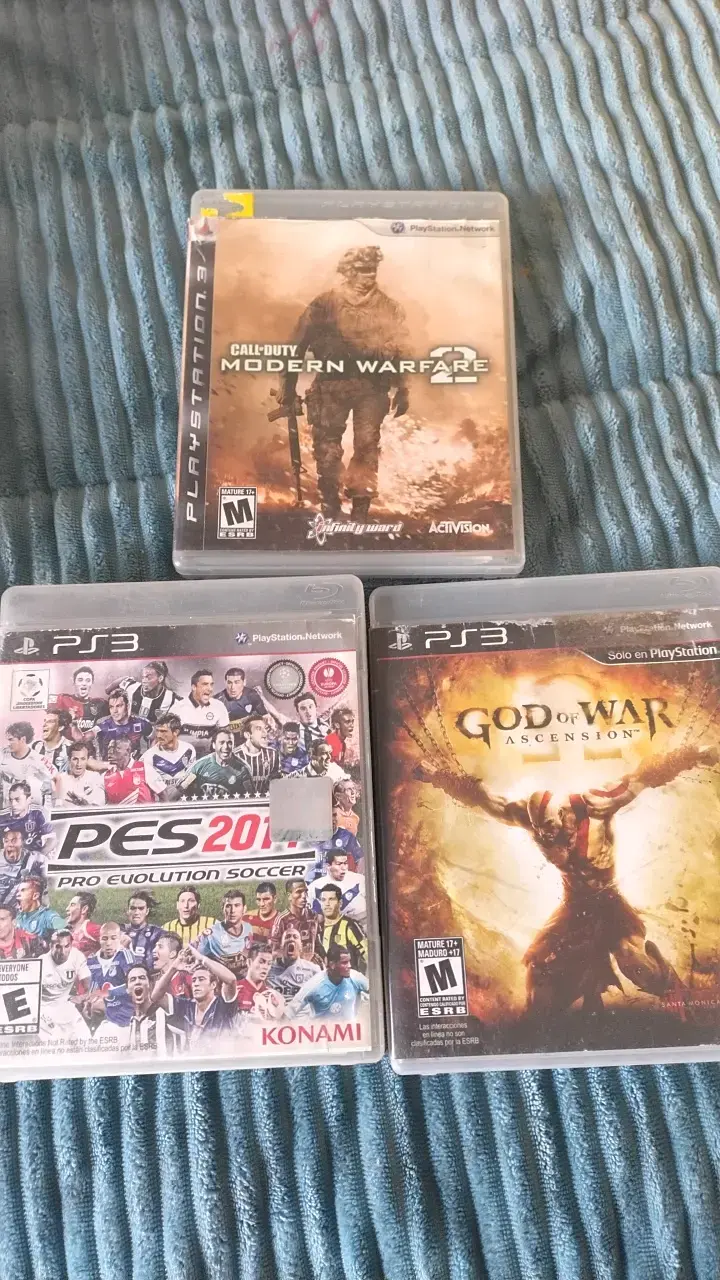 Juegos PS3 Call of Duty, PES 2011 y God of War
