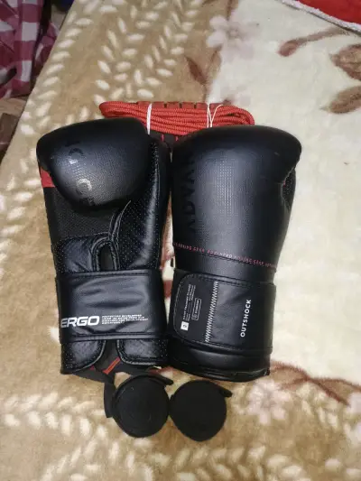 Guantes de Boxeo Outshock Ergo Negros - miniatura 3