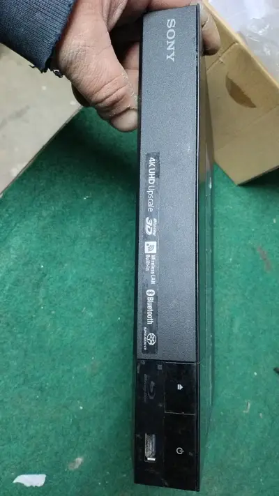 Reproductor Blu-ray Sony BDP-S6700 4K UHD - miniatura 5