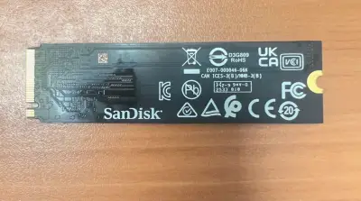 SSD NVMe SanDisk 512GB para alto rendimiento - miniatura 2