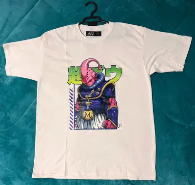 Polera blanca con diseño de Majin Boo - miniatura 1
