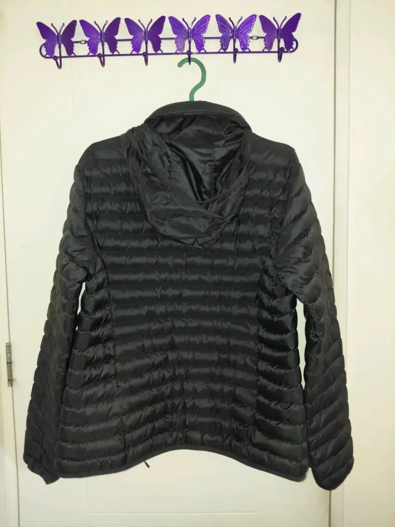 Chaqueta acolchada negra para mujer - 2