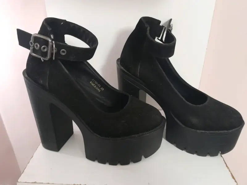Zapatos de plataforma negros con hebilla - 2