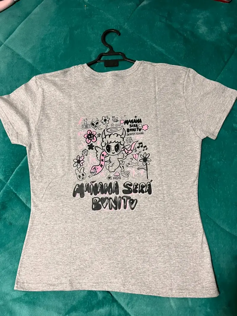 Polera gris con diseño 'Mañana Será Bonito' - 2