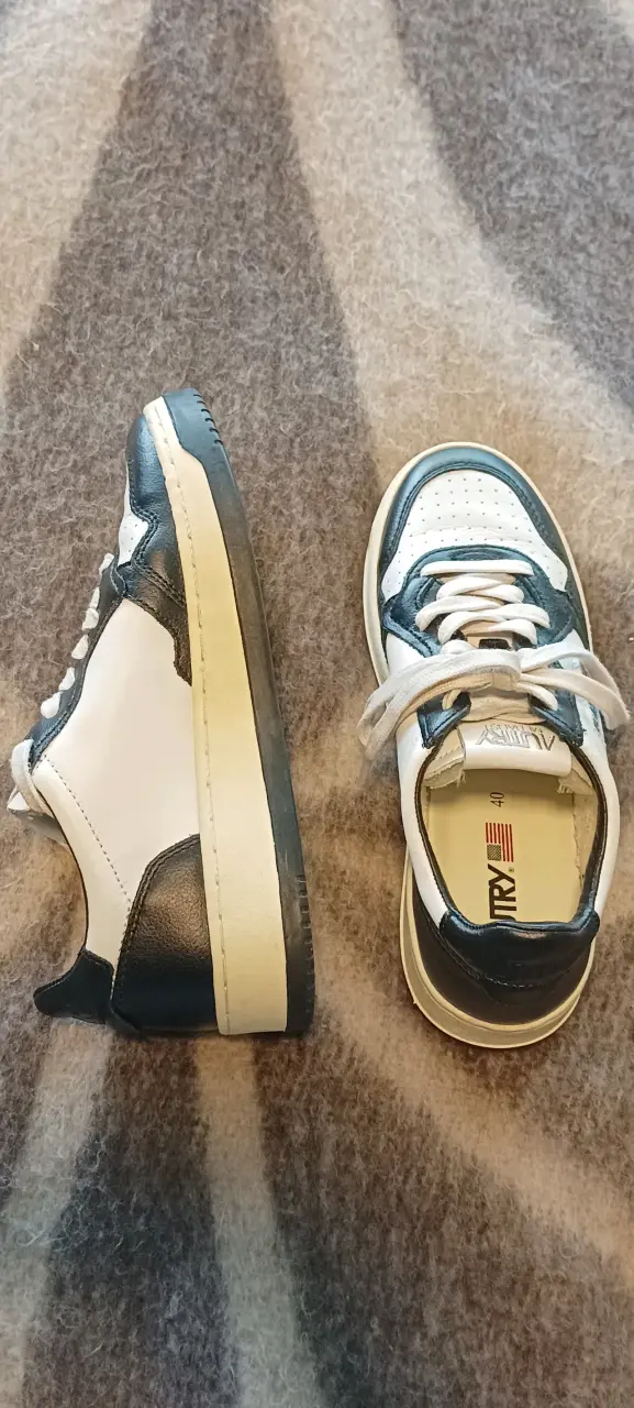 Zapatillas  Autry talla 39 - 5