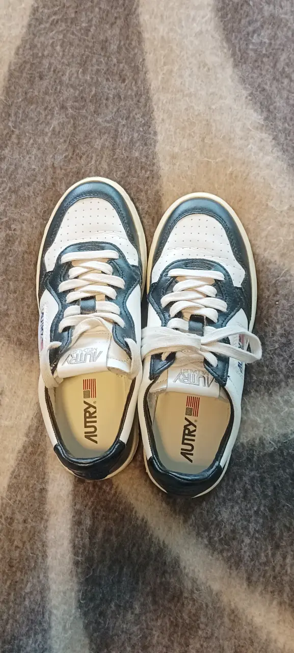Zapatillas  Autry talla 39 - 6