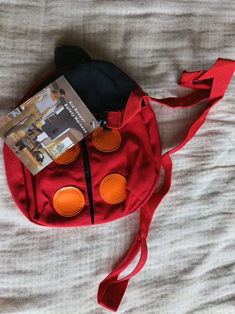 Mochila arnés de seguridad infantil roja