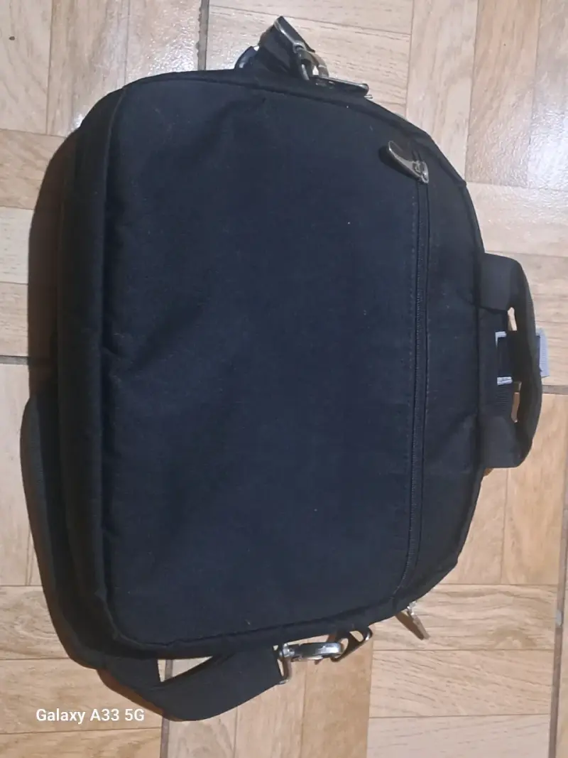 Maletín negro para laptop Saxoline con correa ajustable - 3