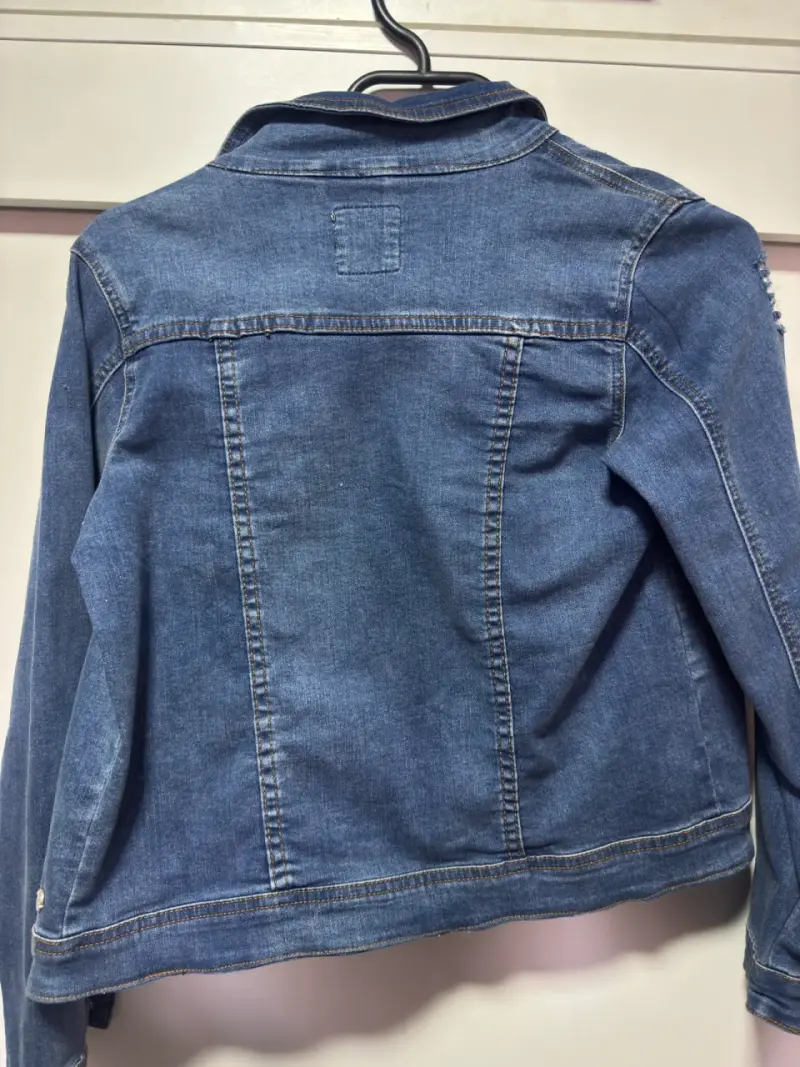 Chaqueta de mezclilla azul para mujer - 2
