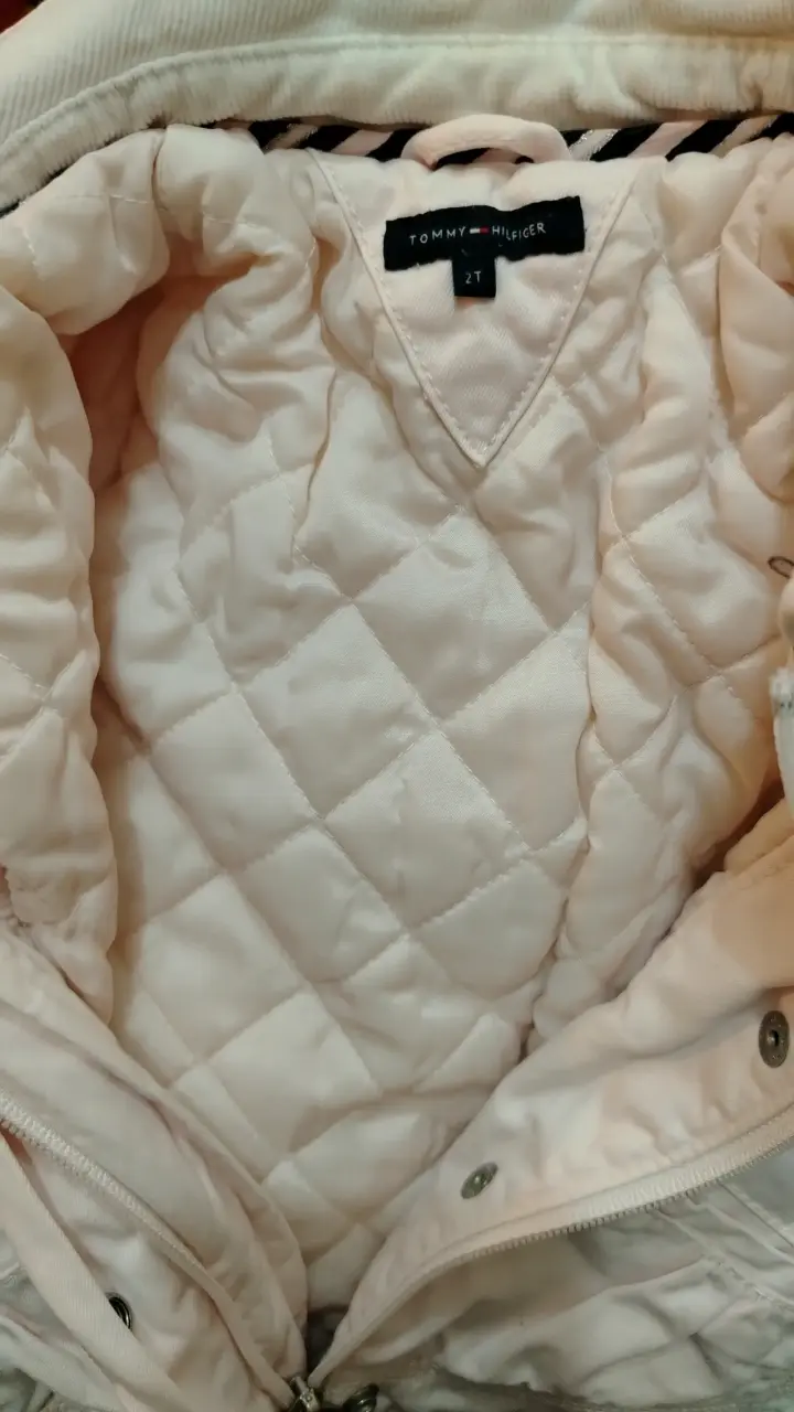 Chaqueta de niña  Tommy Hilfiger blanca talla 2T - 4