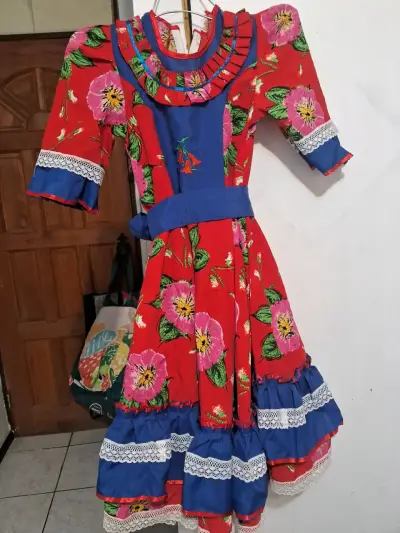 Vestido de huasa - miniatura 1