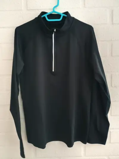 Poleron deportivo negro, medio cierre frontal - miniatura 4