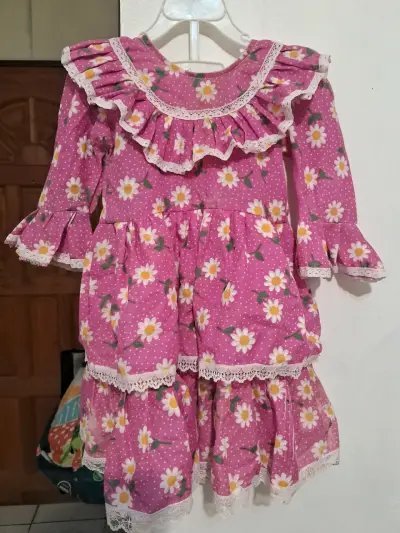 Vestido de huasa - miniatura 1