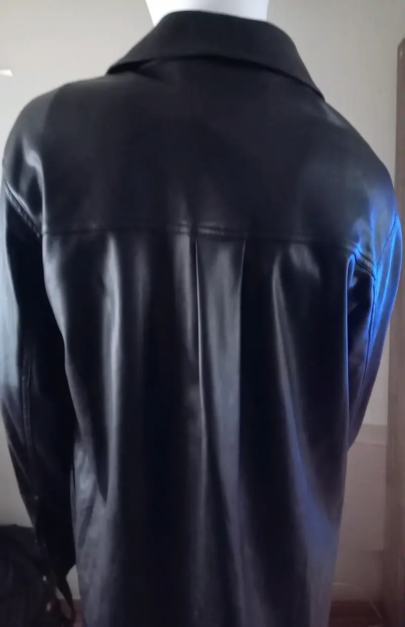 Chaqueta de cuero sintético negra para mujer - 3