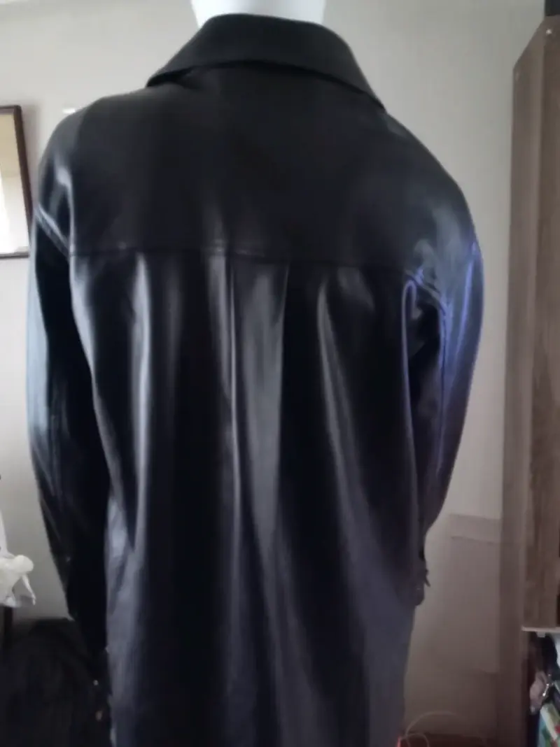 Chaqueta de cuero sintético negra para mujer - 4