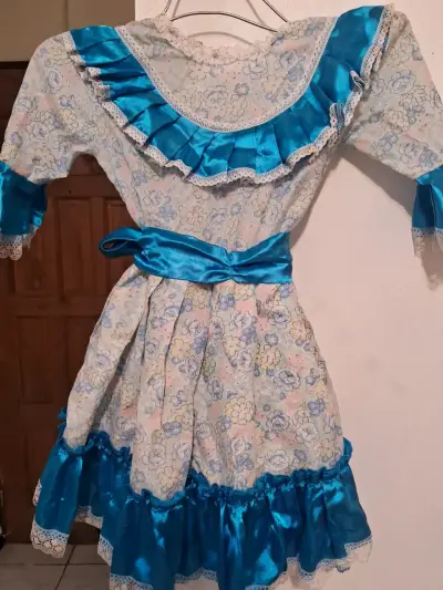 Vestido de huasa - miniatura 1
